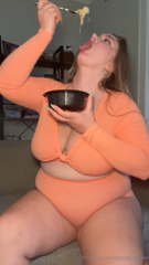 782967236_10-12-min-kfc-stuffing-yum-yum-tip-this-post-to_0.m4v