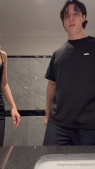 OnlyFans(3).mp4