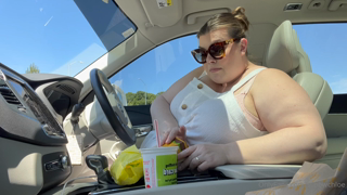 347183532_pigging-out-in-my-car-again-oops-i-can-t-wait-until-i-get_0.mp4