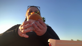 280549160_eating-in-public-at-the-park_0.m4v