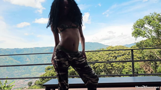 Naya - Marvel Charm - Camo - solo - 1080p.mp4