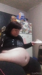 98054358_yall-im-totally-hooked-on-food-eating-constantly-and-naps_0.m4v
