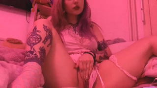 9388889_i-always-get-so-horny-when-its-night-time_0.mp4