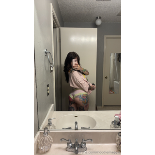 1242x2208_14d7b04962993c3ec7cd54fc66cfa632.jpg