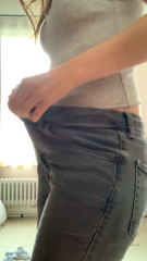 581493781_i-got-thirsty-someone-dared-me-to-chug-2-litres-of-soda-wa_0.mp4
