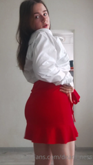 134423685_do-you-like-my-dance-i-have-a-lot-of-photos-in-red-bikin_0.m4v