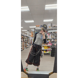 HP8Y5GnXYAAal_h.jpg