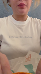 1797327804_stuffing-myself-with-taco-bell-at-the-mall-again_0.mp4