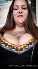 455703409_shaking-my-melons-i-love-to-feel-like-jelly-even-though_0.mp4