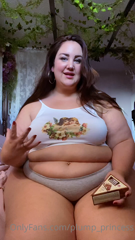 198965290_guys-i-literally-cant-stop-eating-ubereats-ive-gotten-so_0.m4v