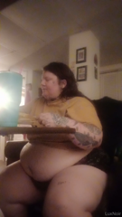 1067827110_big-thanks-for-this-delicious-food-to-my-sweet-subscriber-fr_0.mp4
