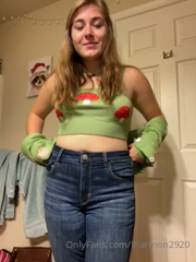 204147789_trying-on-my-large-shirt-and-size-12-jeans-that-i-just-bough_0.m4v