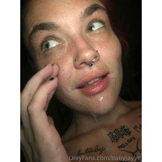 babyjayye_He_says_I_look_so_pretty_dripping_with_his_cum😏_Do_you_agree😈👀_2994117692.jpeg