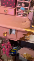 975209672_i-need-a-plumber_0.mp4