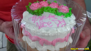 8th Street Latinas - 2017-01-13 - Cake Mess.mp4