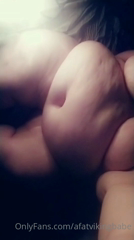 29880199_bellybutton-is-the-best-glory-hole-you-can-t-fight-me-on-th_0.mp4