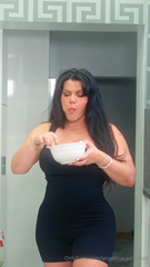 0hq5j2i0af646qs3c7po6_source.mp4