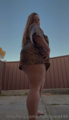 471670321_waiting-for-my-uber-eats-hehe_0.m4v