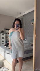 299361509_Freshly out od the shower 😋😋_11_ebf08e2c-3b9b-4aef-91bf-026c6e0ae845.m4v