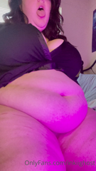 197418727_i-adore-how-loud-my-belly-gets-after-eating-particularly-r_0.m4v