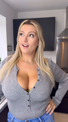 2026-05-11 - LenaLacey_New neighbour gives you warm welcome.mp4
