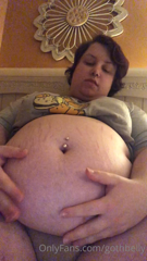 59027343_im-obsessed-w-my-big-belly-i-hope-you-are-too_0.m4v