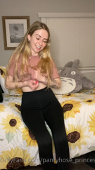220633978_little-strip-tease-for-you-i-wonder-what-your-cock-thinks_0.m4v