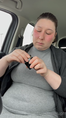 556128900_fluphy-public-smoke-sesh-before-i-walk-around-the-mall_0.m4v