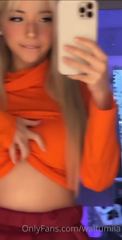 154757945_velma-strip-tiktok_0.m4v