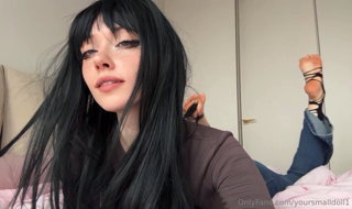 yoursmalldoll1