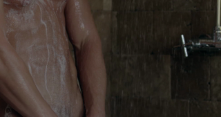 wowgirls.14.12.27.vanessa.a.date.in.a.shower.1080p.mp4