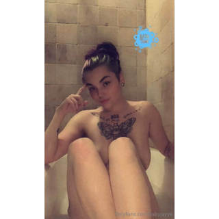 babyjayye_All_nice_and_clean😊❤️‍🔥_Wanna_taste😮‍💨_3094863119.jpeg
