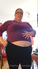 429487700_omg-my-3x-clothes-look-so-small-now-with-my-huge-growing-bel_0.m4v