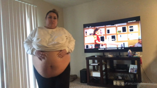 590534865_belly-came-a-long-way-from-2019-starter-belly-lol-can-you-im_4.m4v