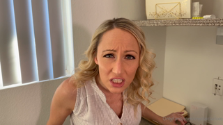 My Stepmom Breaks Her Glasses - Crystal Clark.mp4