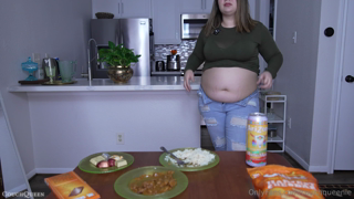 1837115300_i-ve-been-eating-good-full-vid-https-onlyfans-com-1536355_0.mp4