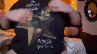 asmr_-_5_minute_shirt_and_skin_scratching (1080p).mp4