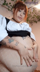 692963652_kfc-night-fatten-me-up-like-a-pig-in-this-clip-13-minute_1.mp4