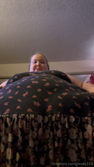 1160839724_just-a-little-jiggle-to-bring-a-smile-to-your-faces_0.mp4