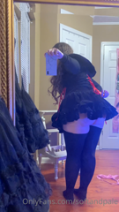 284144931_do-u-like-my-skirt-3_0.m4v