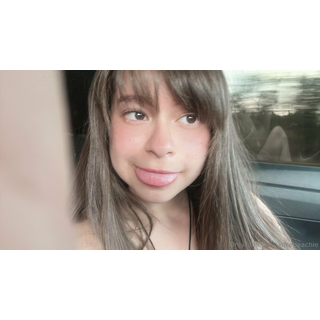 04cc125e-458b-46ab-a597-7e2d69bf7d4b.jpg