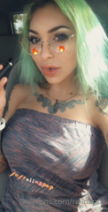 48456515_semi-public-flash-in-the-car-waiting-for-sushi_0.m4v