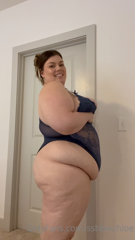 420971357_i-love-how-plump-my-fupa-looks-when-i-lift-my-belly_0.mp4
