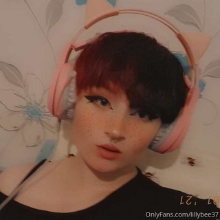 2021-01-12_Ur fav cat enby_679x679_c236d5f23af9f1c20d35908b9ad999fe.jpeg