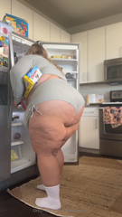 1829438064_throwback-to-one-of-your-faves-raiding-the-fridge-how-much_0.mp4