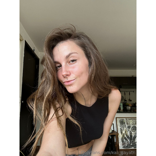 feeling cute ✨_1_f413.jpg