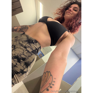 kenisagirl_2622581409_source.png