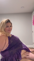 1277726654_monday-night-belly-play-no-filter-no-editing-just-fat-so_0.mp4