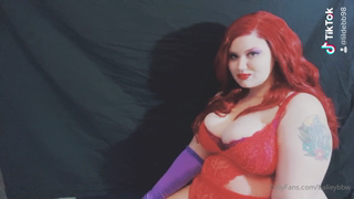 22221472_tomorrow-at-midnight-i-love-you-guys-so-much-heres-to-t_9.mp4