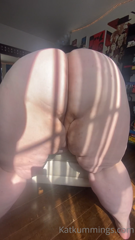 326603543_love-how-the-sun-feels-on-my-bare-ass-and-pussy_0.m4v